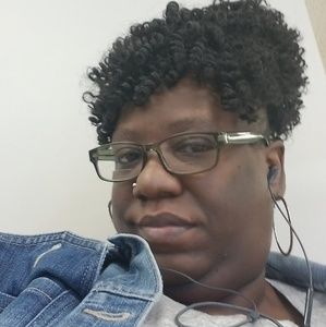 Meet your Posher, Alonda